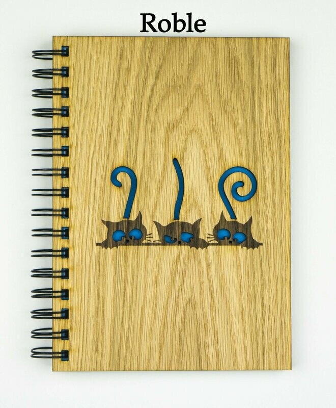 Cuaderno con tapas de Madera. Gatitos