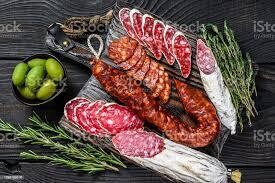 SALAMI &amp; WURST - SPEZIALITÄTEN