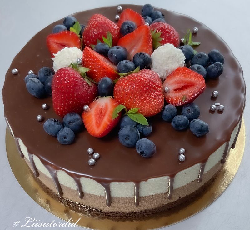 Kolme Šokolaadi Mousse
