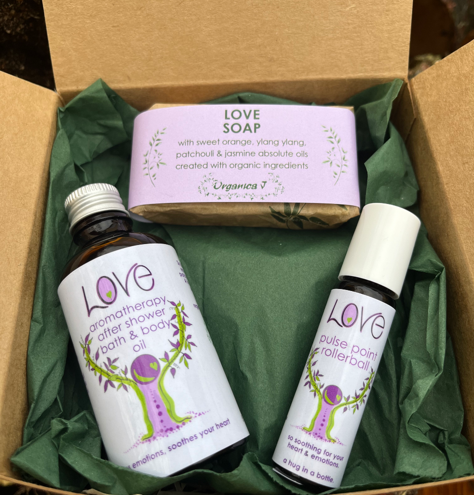Love Organic Aromatherapy Gift Box - I Am So Calm