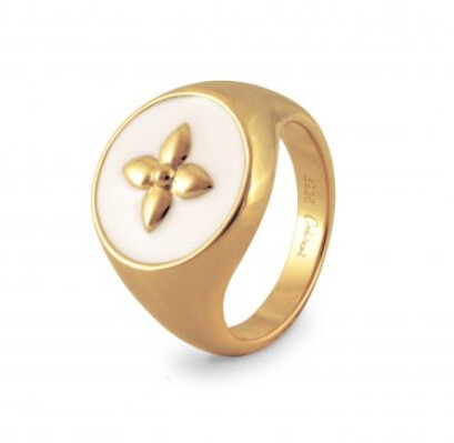 Royal French Signet Ring | 
The Stakes