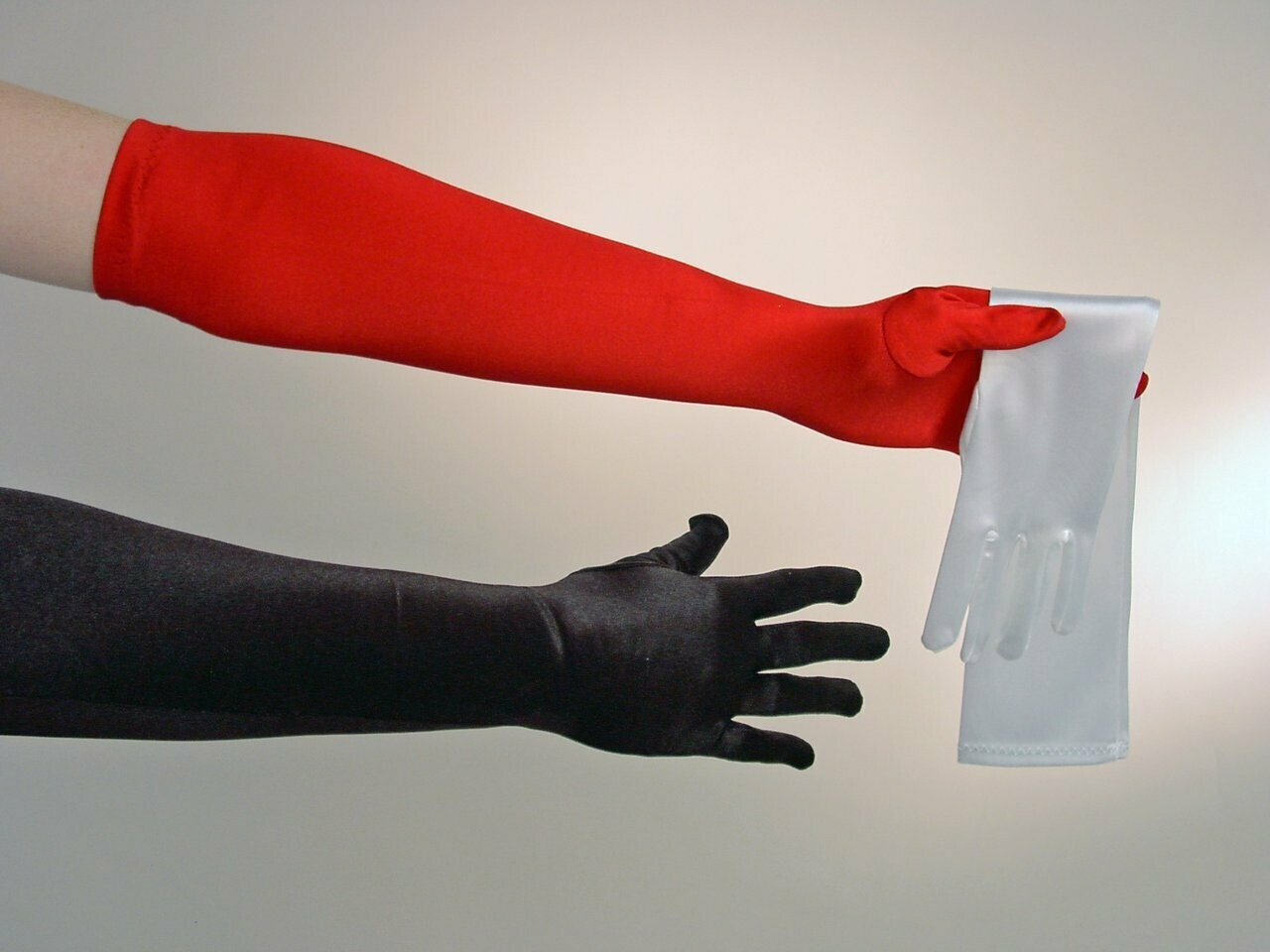Lange Damen-Satinhandschuhe, weiß, 1780-1920
