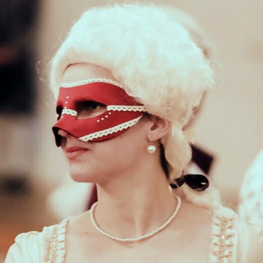 Woman-Rococo wig, ivory 1740-1780