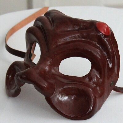 Arlecchino marrone di cuoio - leather mask - per la Commedia dell' Arte