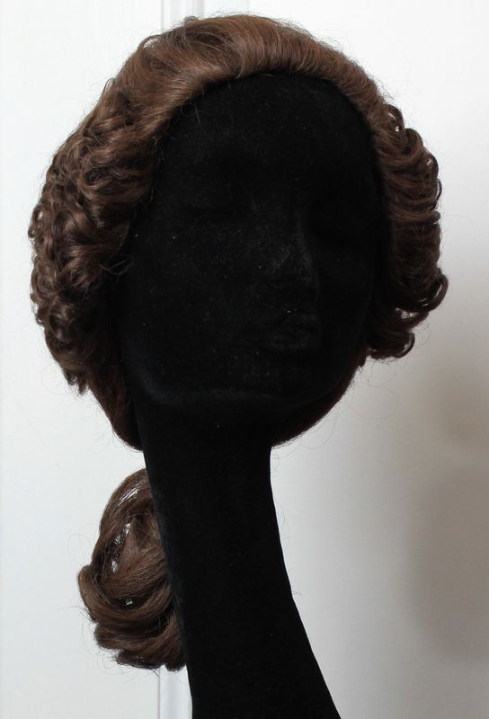 Herren-Rokoko-Echthaarperücke 1730-1780 Herren-Rokoko-Echthaarperücke 1730-1780