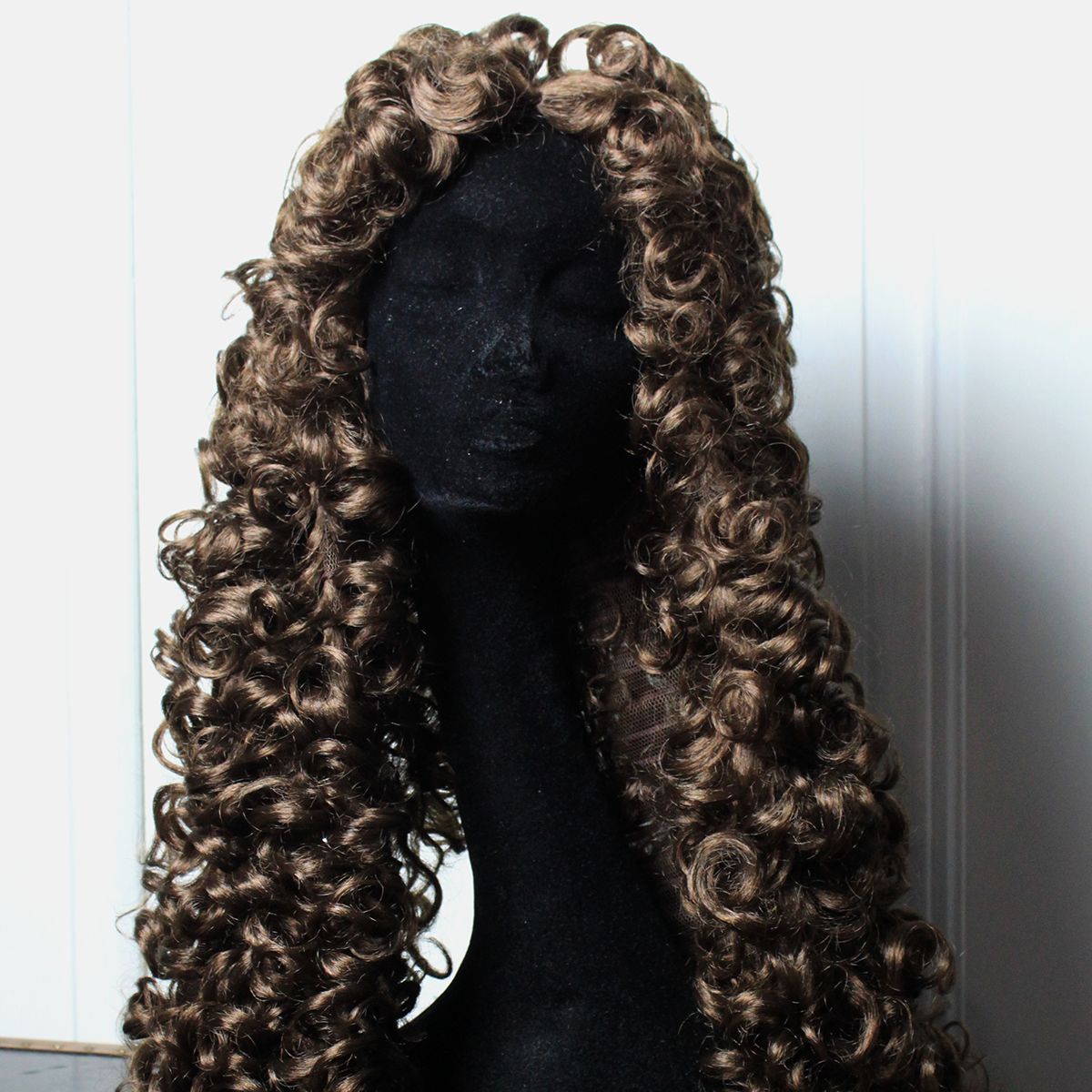 Parrucca lunga da uomo 1680-1720