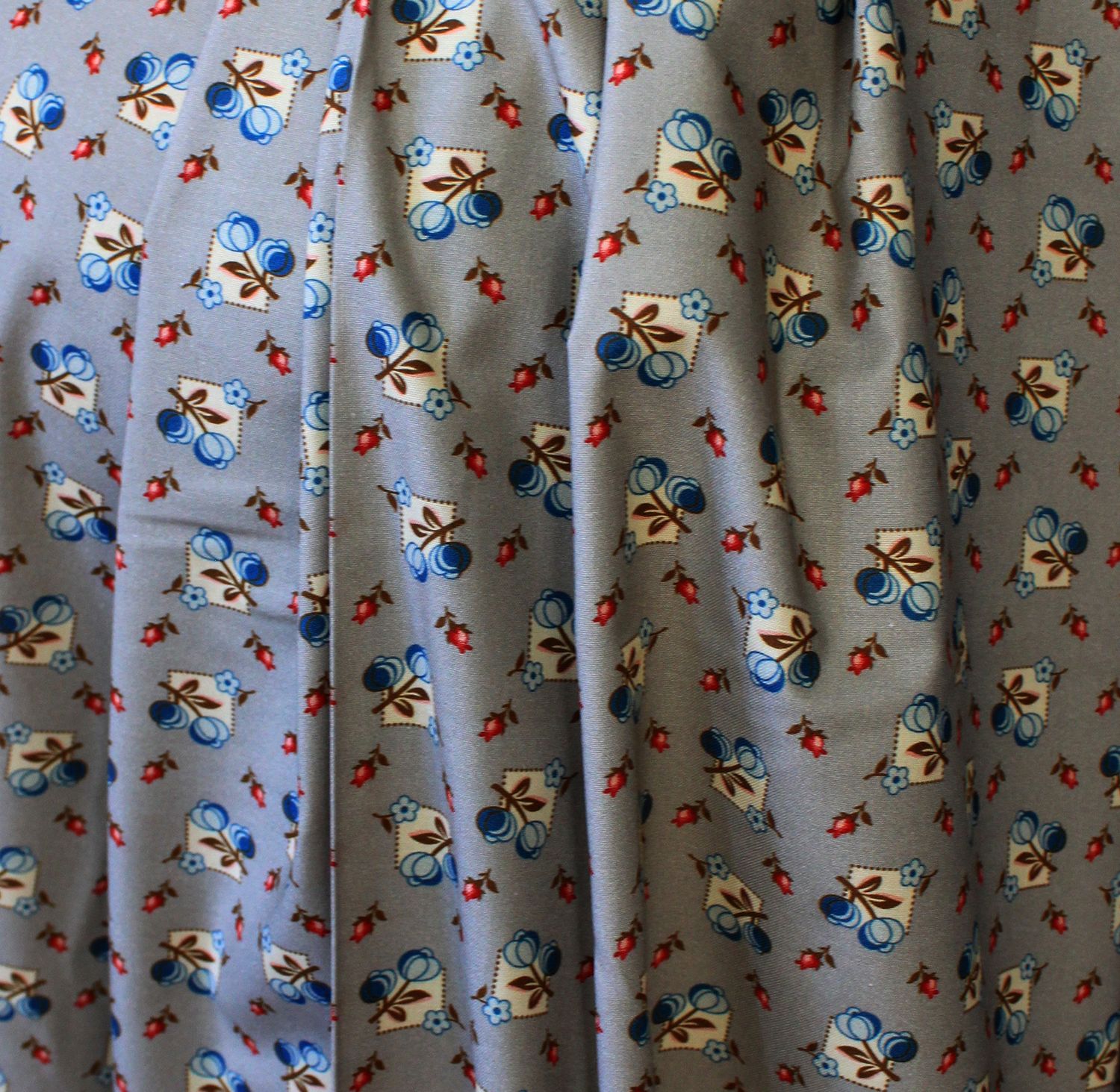 Dutch Heritage - Chintz - S. Solitude - Shale Dutch Heritage - Chintz - S. Solitude - Shale