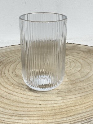 Vase aus geriffeltem Glas
