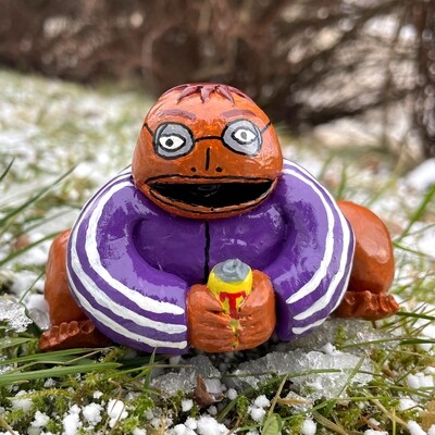 Angry Duck Tanned Toad Resin Figure Toy