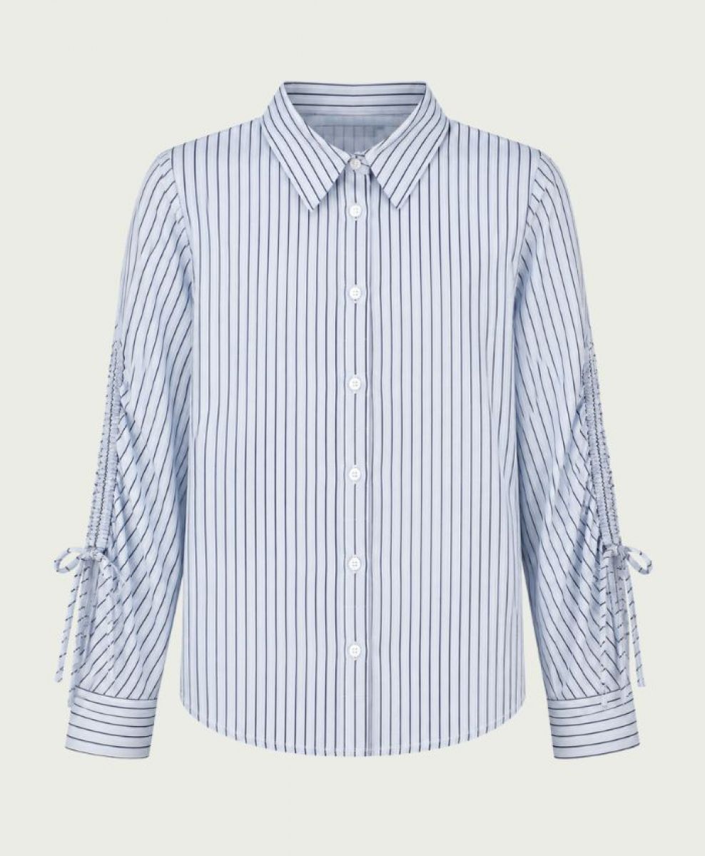 SN4 26-001 Blouse Do