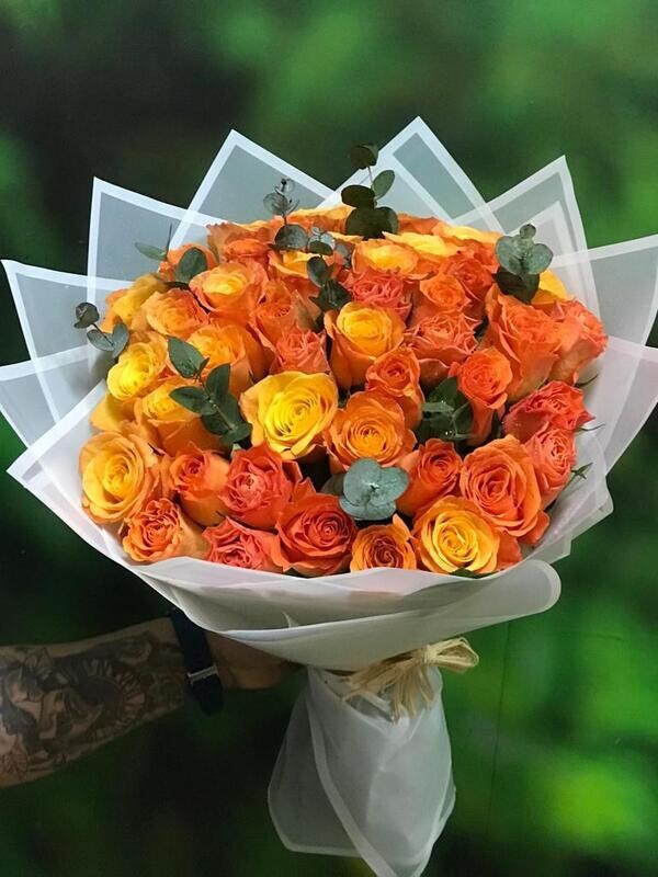Cool Bunch Of Orange Roses