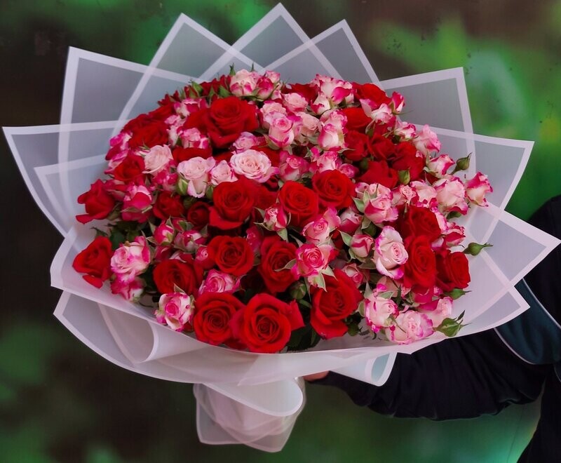 Beautiful Red N Pink Baby Rose Bouquet