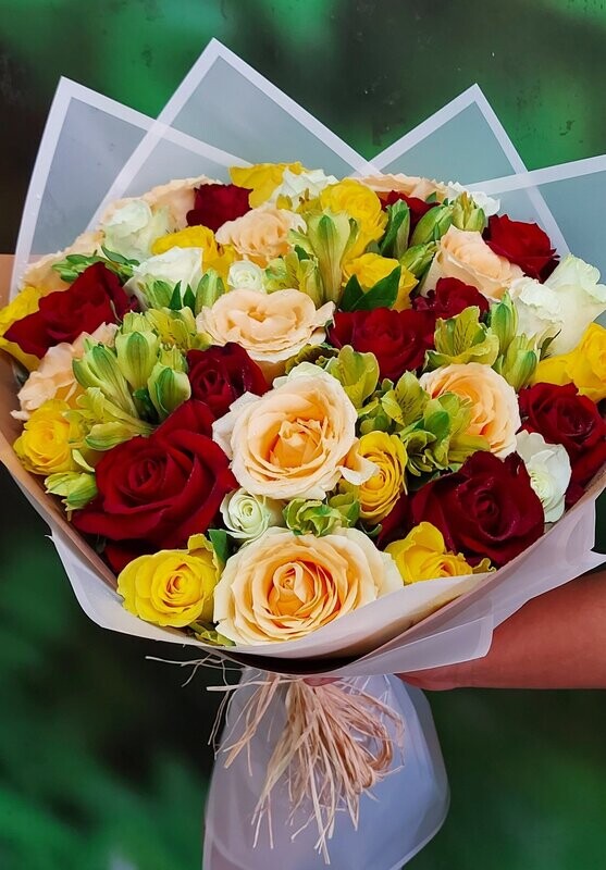 Florentine Hand Bouquet