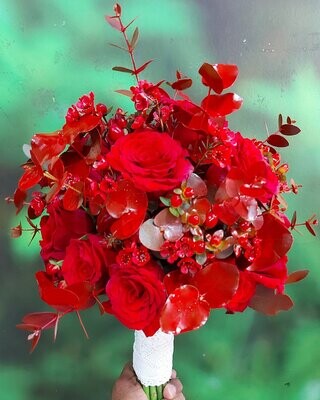 Luxurious Red Bridal Bouquet