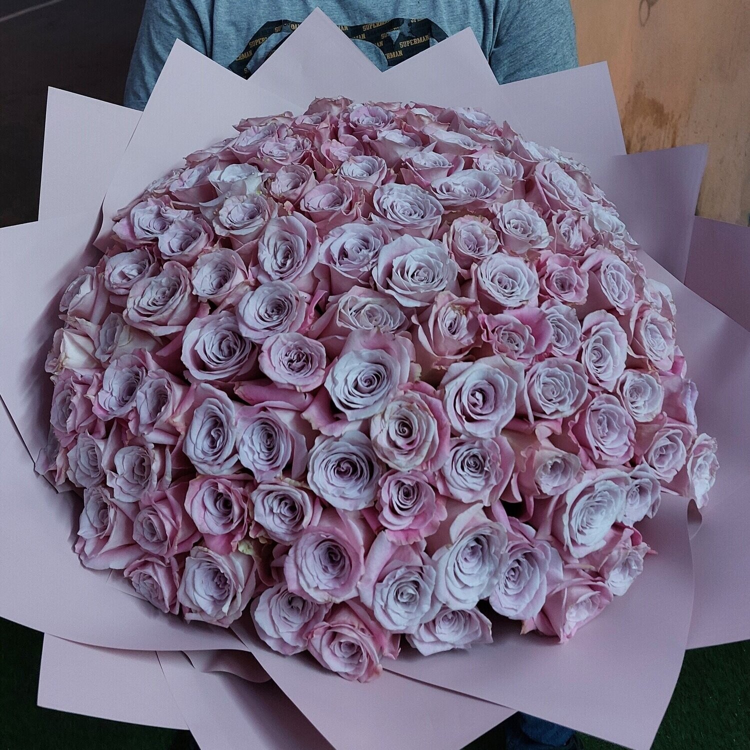 Manificient Purple Rose Bouquet