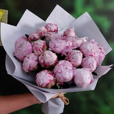 Splendid Peony Hand Bouquet