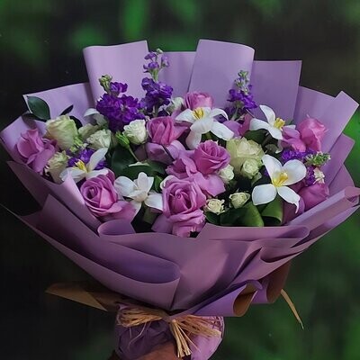 Splendid Hand Bouquet