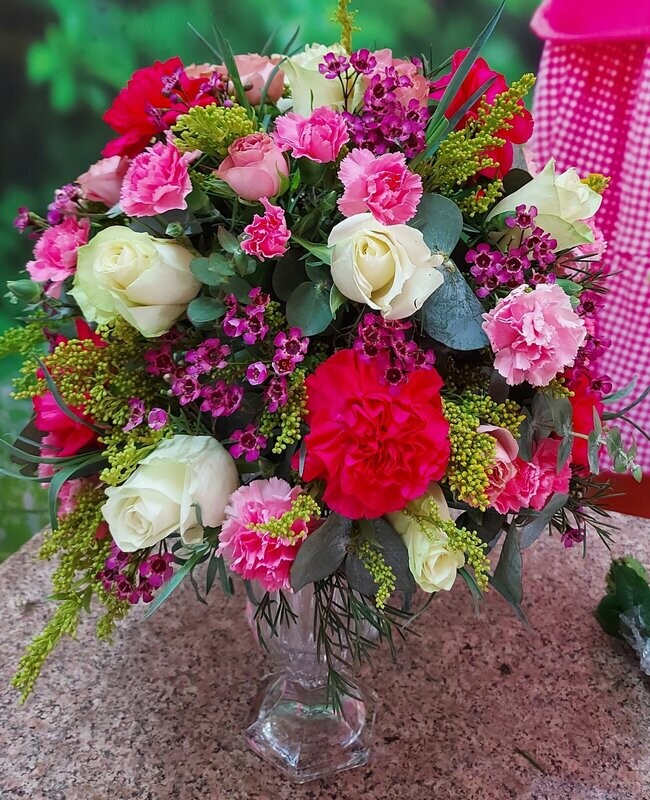 Wonderful Flowers Arranged In  Vase
