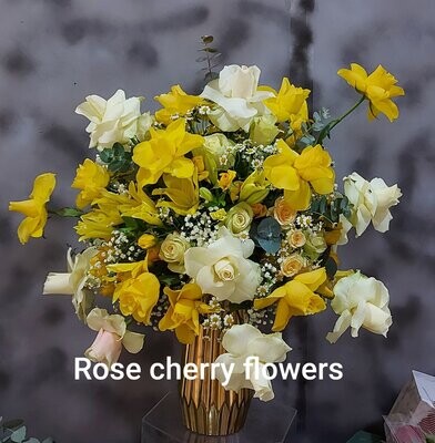 Yellow&White Flowers In Vase