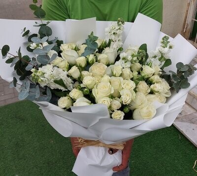 Daisy Flower Bouquet