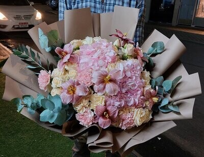 Romantic Hydrenga Flower Bouquet