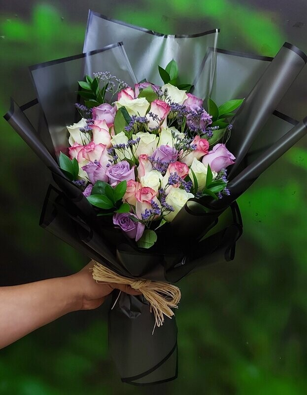 Perfect Mixed Rose Bouquet