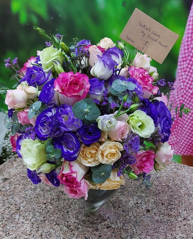 Lisianthus With Flowers In Vase