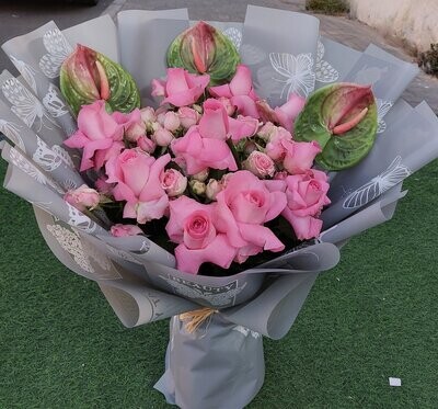 Sleek Flower Bouquet