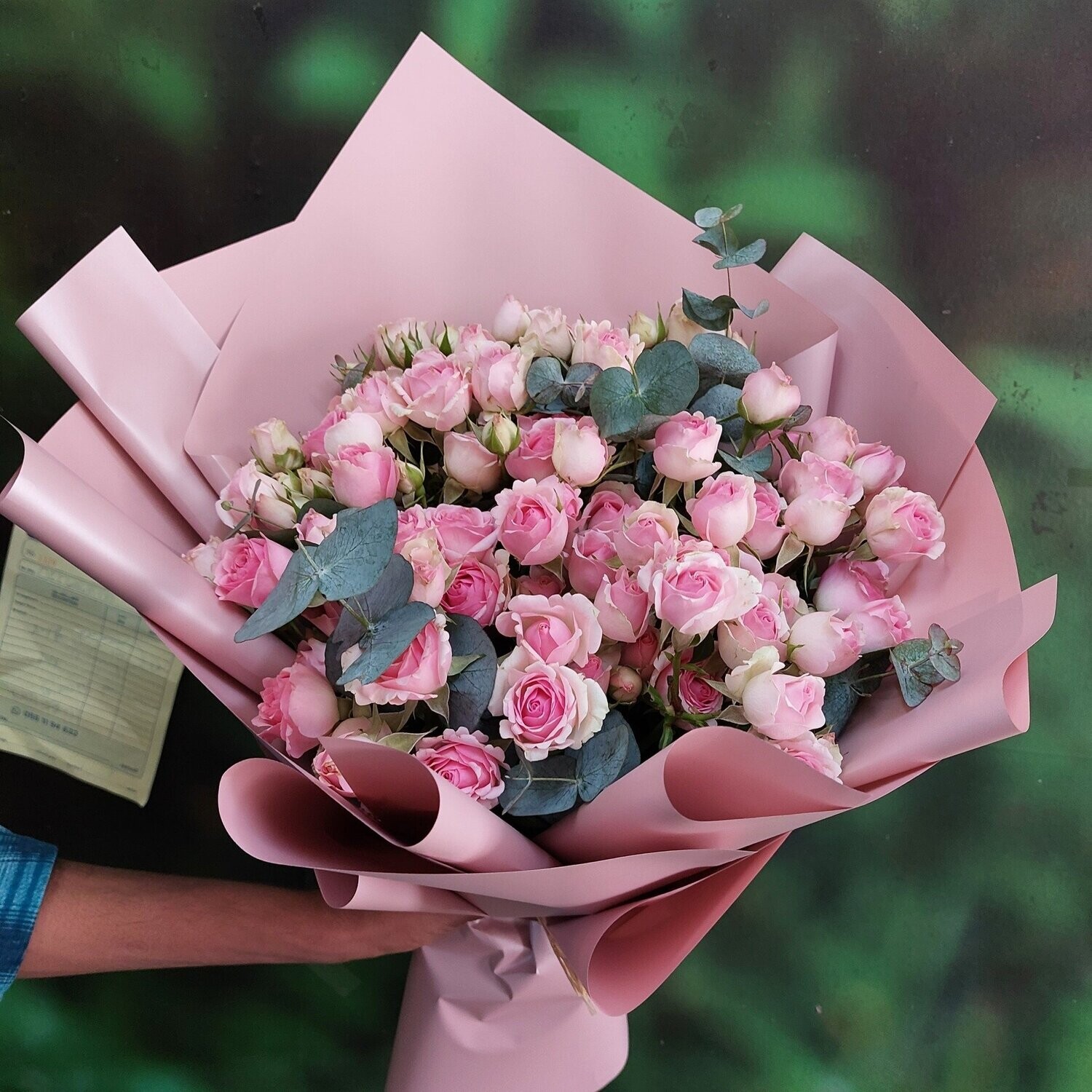 Sleek Spray Rose Bouquet