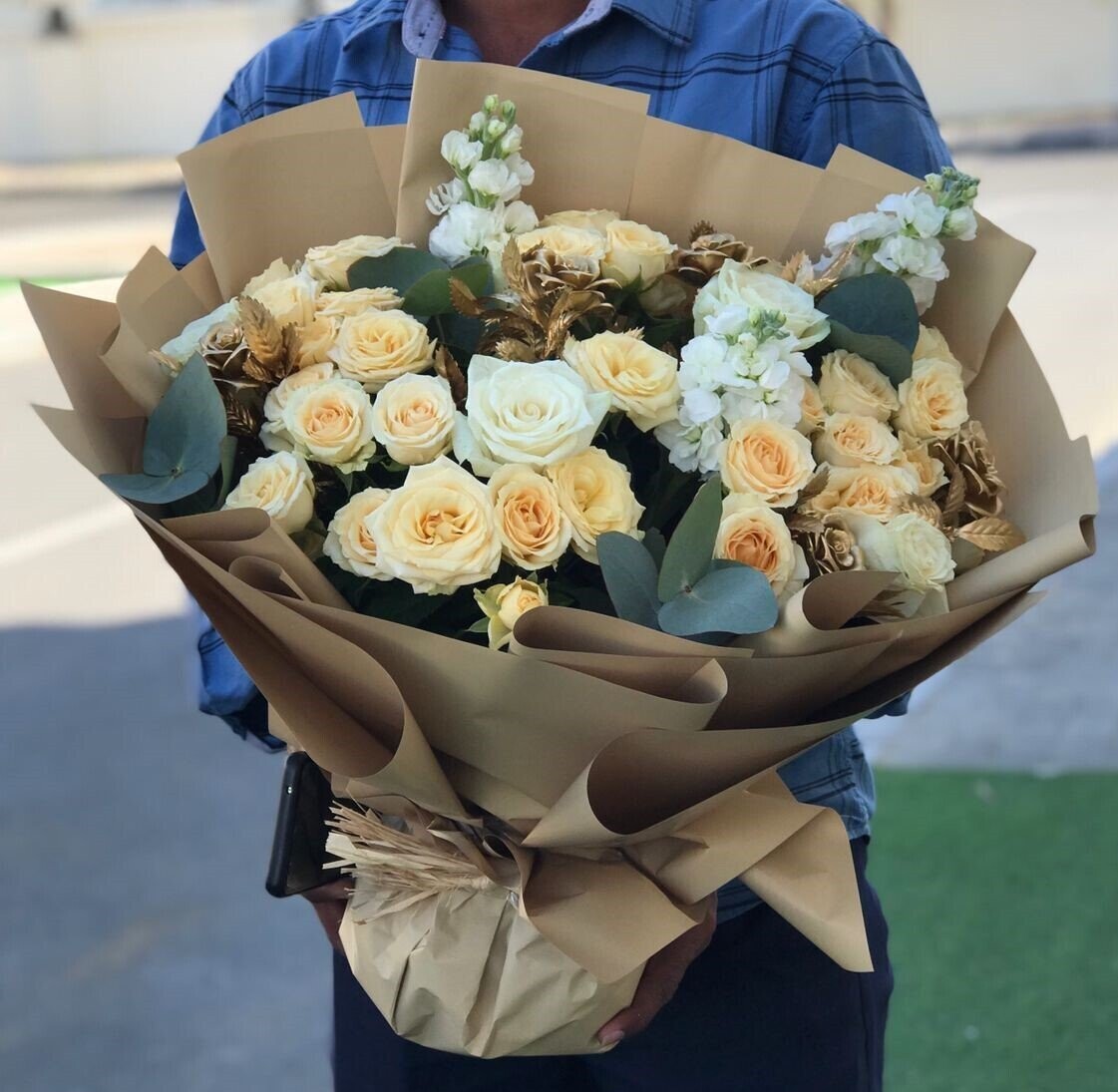 Peach&White Flower Bouquet