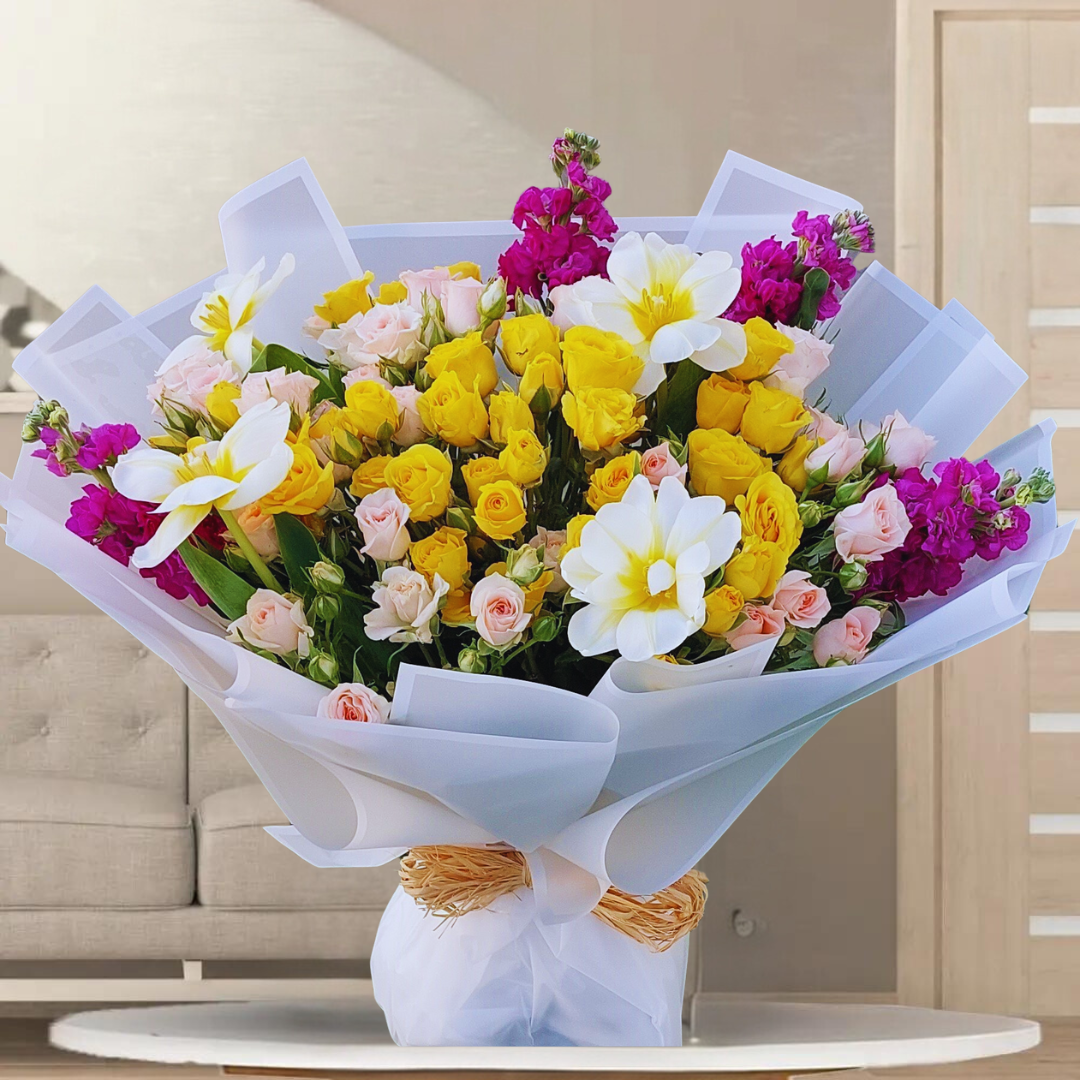 Mesmerizing Flower Hand Bouquet