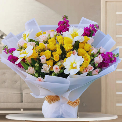 Mesmerizing Flower Hand Bouquet