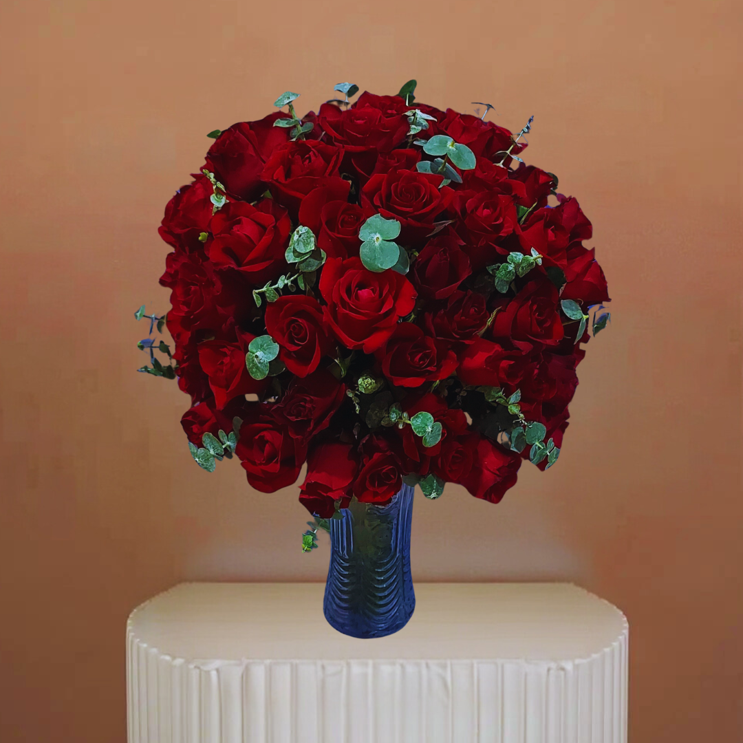 Modern Red Roses In Vase