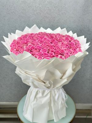Big Pink Roses Bouquet Big Pink Roses Bouquet