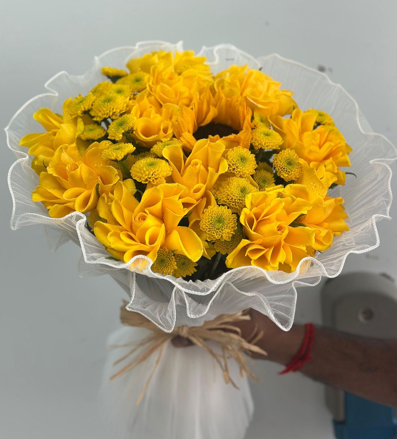 Yellow Ween Roses Bouquet
