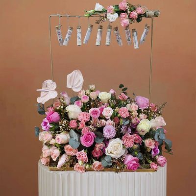 Modern Classic Flower Arrangement