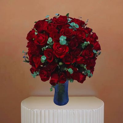 Modern Red Roses In Vase