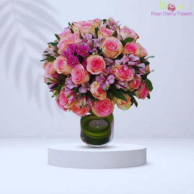 Charismatic Flowers In Vase Charismatic Flowers In Vase