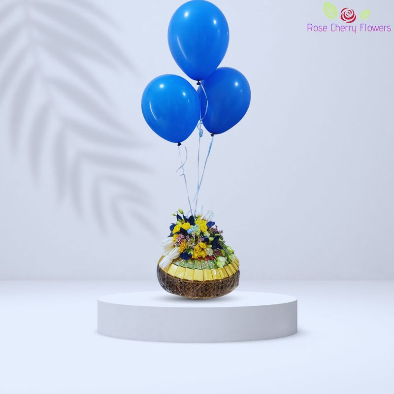 Bouquet Arrangement With Balloon