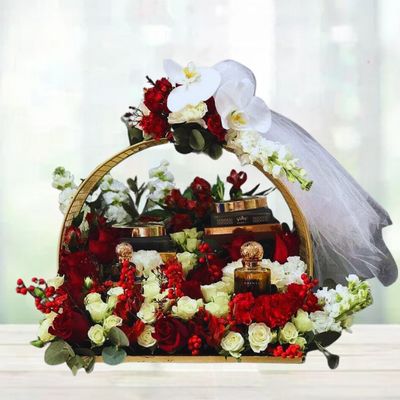 Pretty Red and White Flower Arrangement