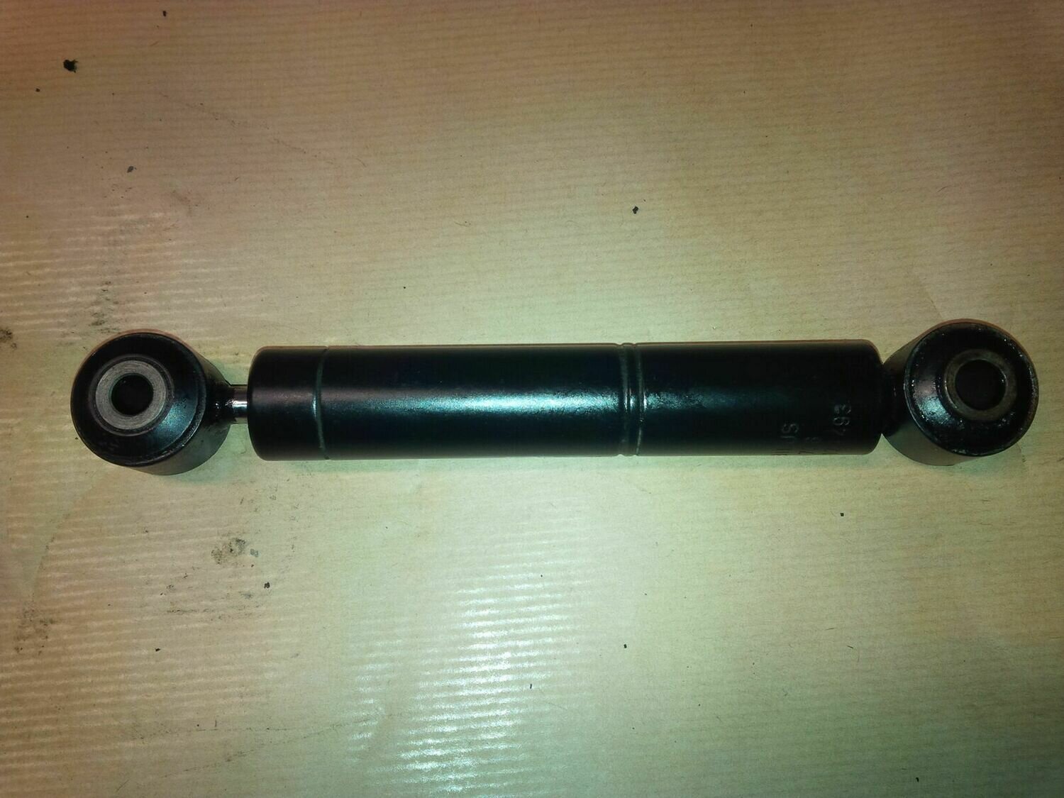 ENGINE MOUNT DAMPER C30SE C30NE 30E C26NE Monza Senator Carlton 90129493