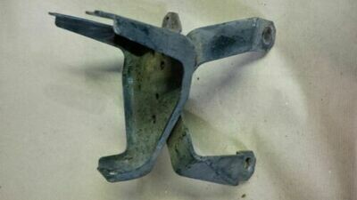 ABS PUMP MOUNTING BRACKET Senator Carlton Lotus Carlton 90251410