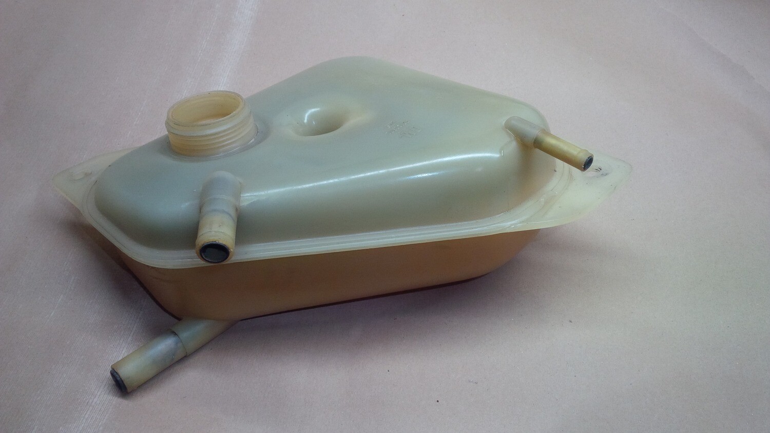 COOLANT HEADER EXPANSION TANK Monza Senator A Royale GM 90122582 #2