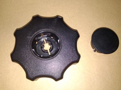 SEAT BACK TILT KNOB Senator B Lotus Carlton Omega A Omega B 90461880 Black