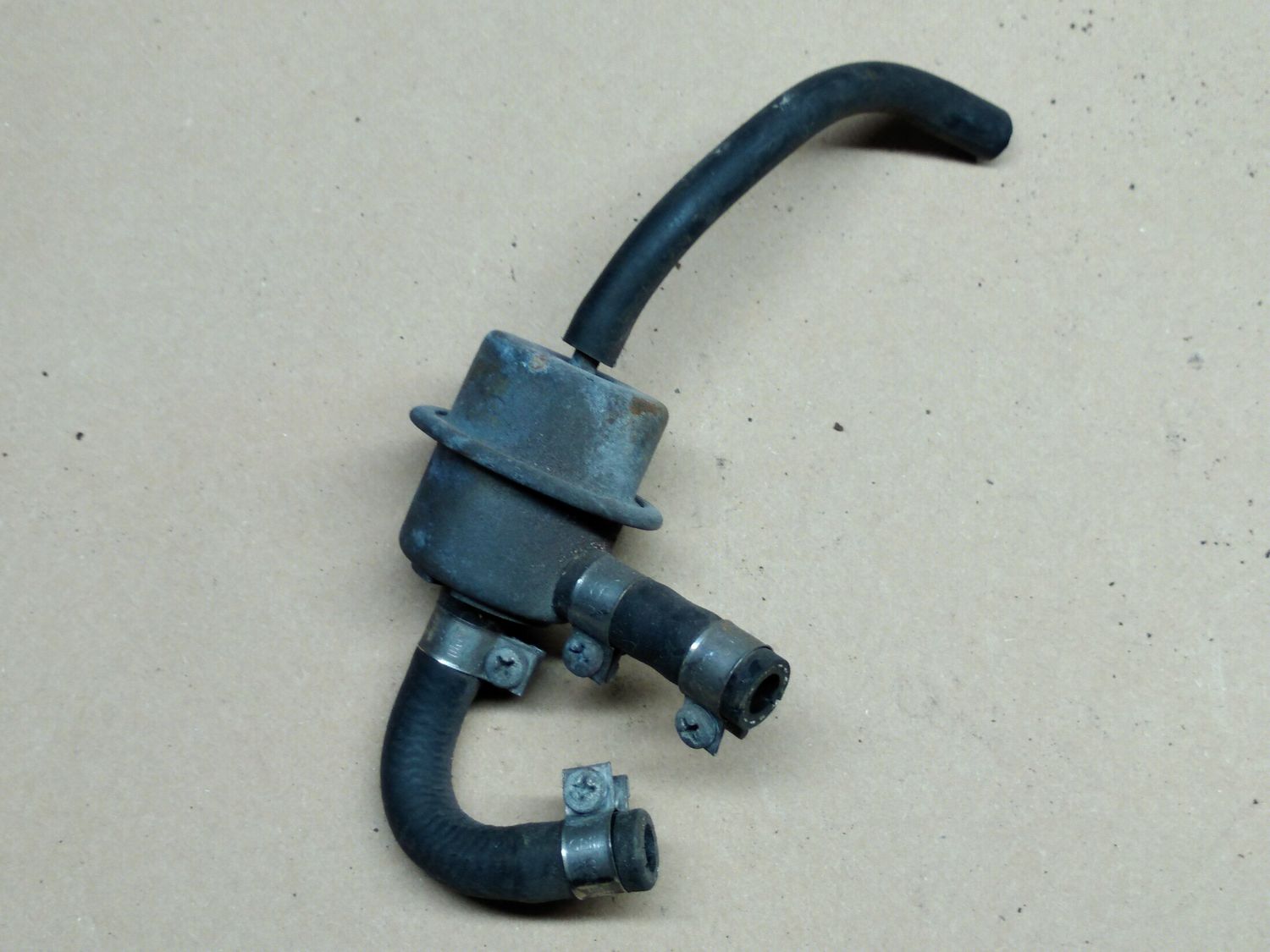 FUEL PRESSURE REGULATOR Omega A Carlton Vectra Frontera 2.0 Bosch 0280160221