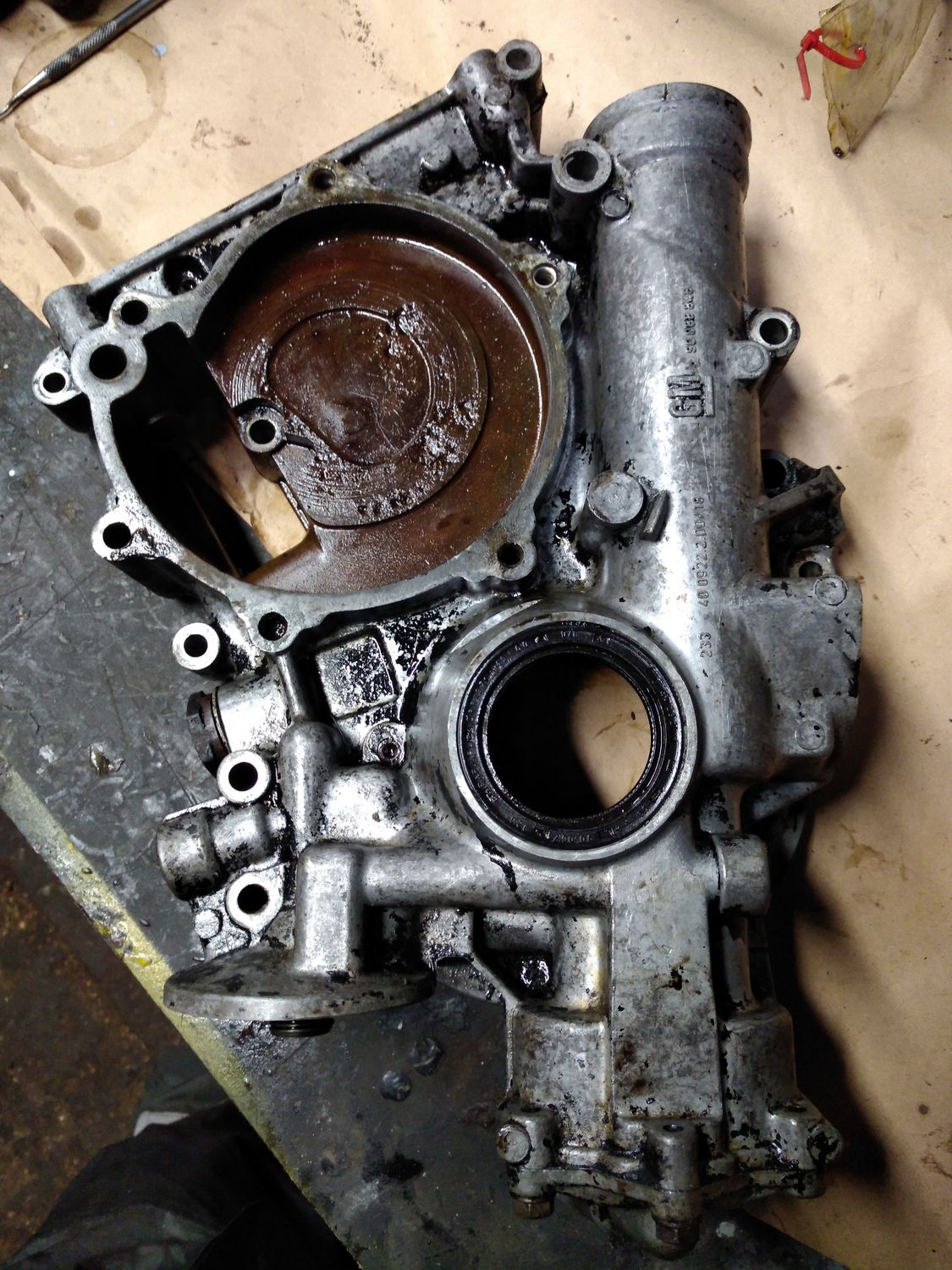 TIMING CHAIN COVER C30SE 24v Senator B Lotus Carlton Omega A &#39;90-&#39;94 GM 90392504