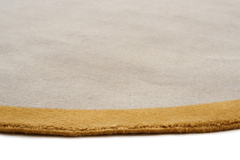 Nepalese Circle Border Rug 1.00m x 1.00m