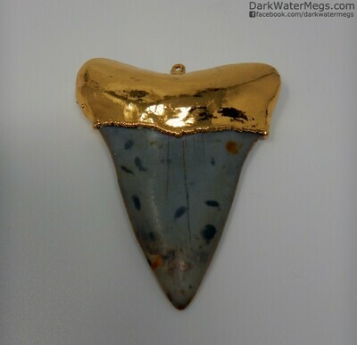 2.39" Gold Dipped Mako Necklace