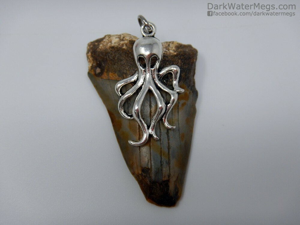 2.03&quot; Octopus Setting Mako Necklace
