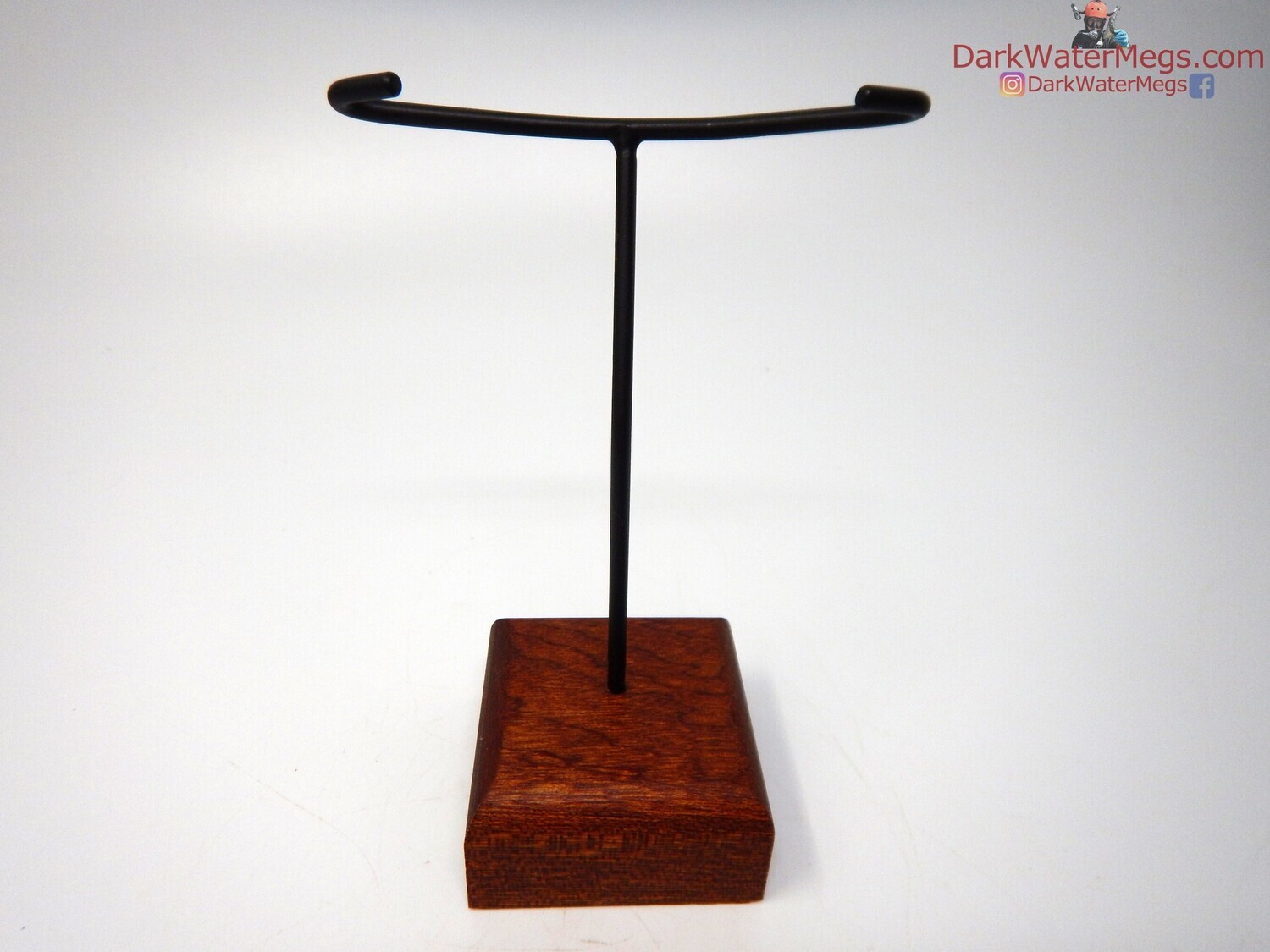 L / M  Specialty Wood stand with metal upright -41